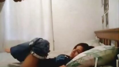 खुशी से एक सफेद पोशाक में बर्फ के Belicia Avalos सेक्सी मूवी इंग्लिश पिक्चर